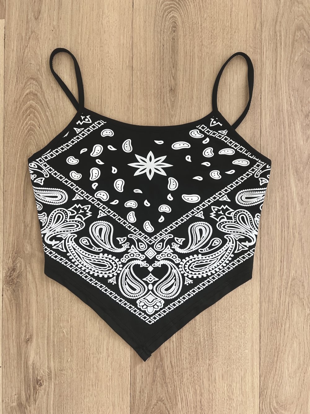 Sexy Damen Y2K Bandana Crop Top Zipfel Asymmetrisch Hip Hop Retro Streetstyle Schwarz Weiß XS