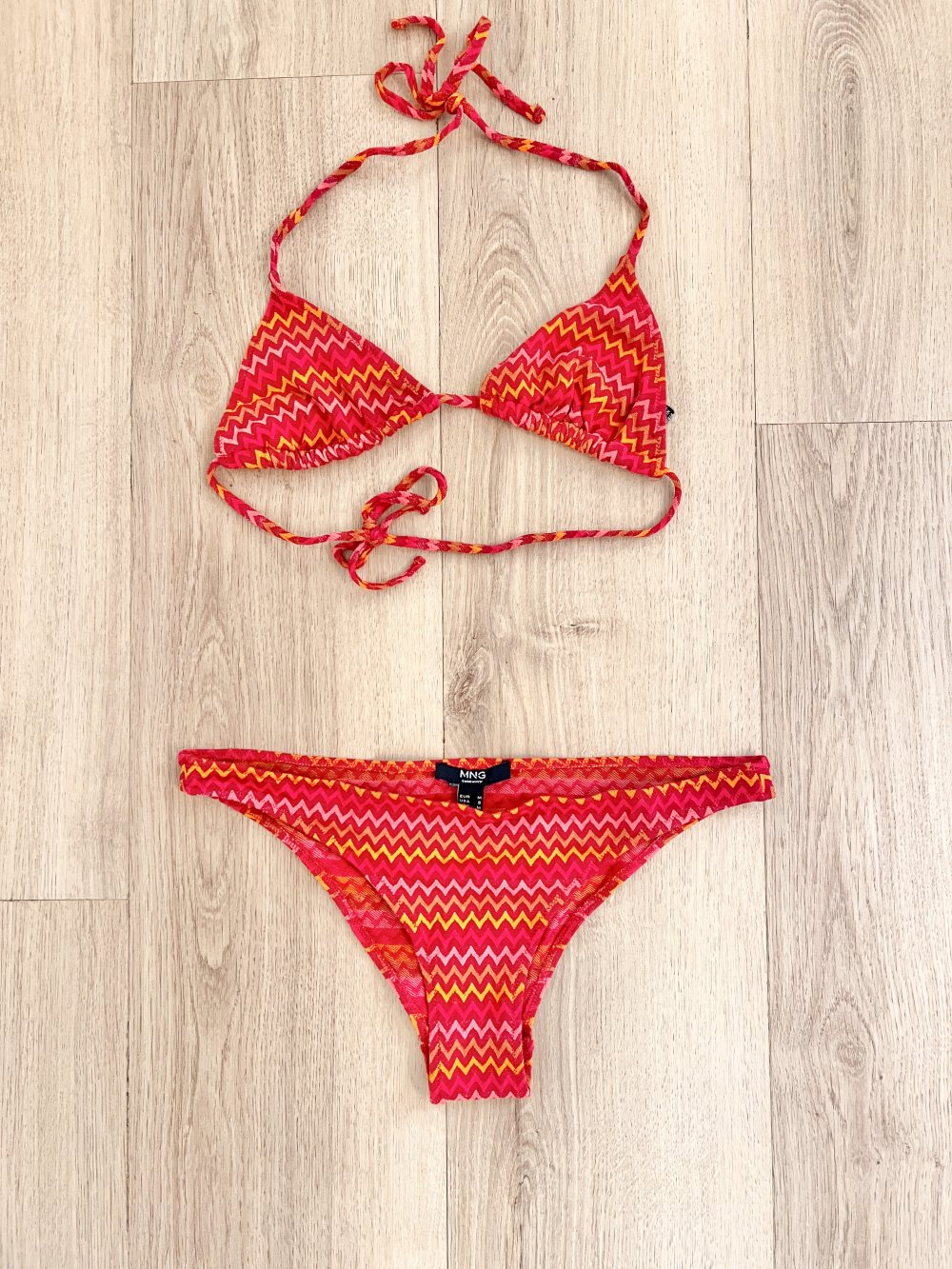 Damen Retro ZickZack gestreifter Hippie Bikini Set Rot Mango Swimwear XS/S