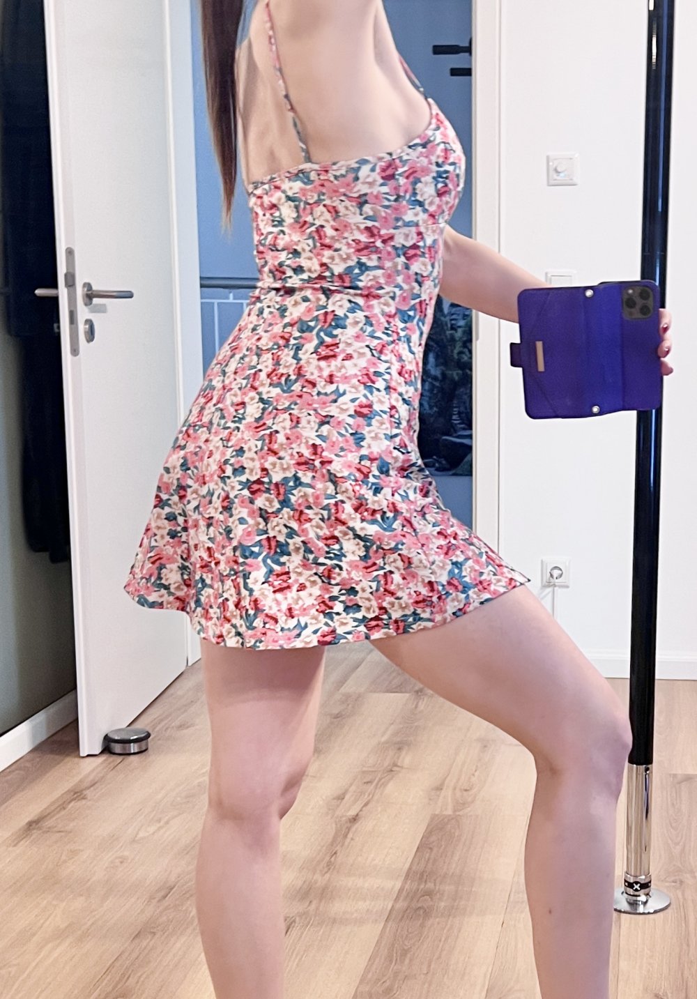 Süßes Damen Jersey geblümtes Blumen Sommer Minikleid Rot Grün XS