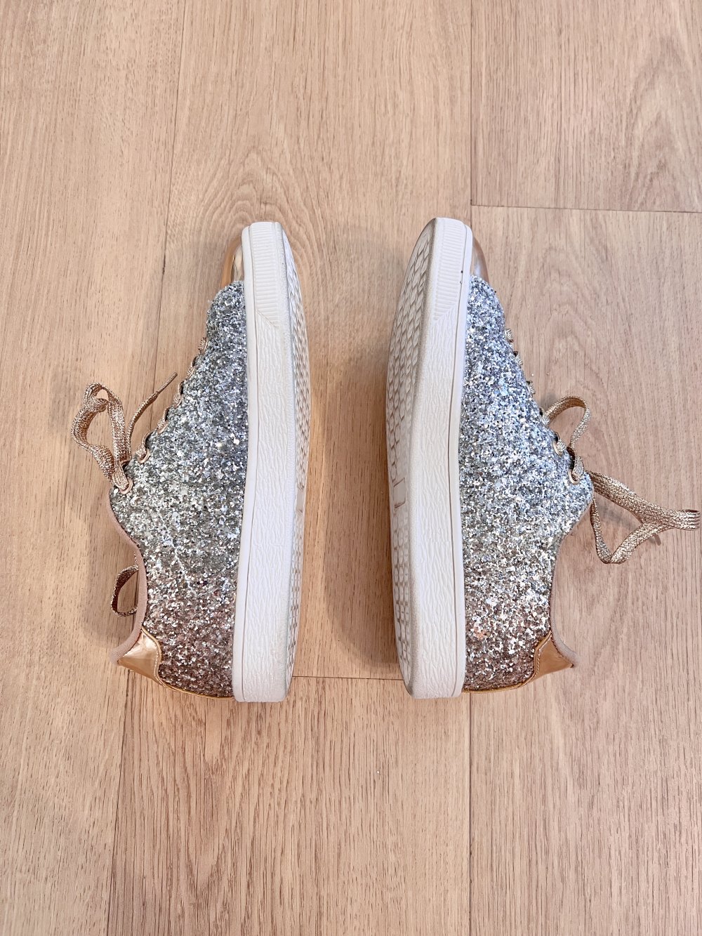 Damen Rosegold Metallic Glitzer Party Schnür Sneaker Turnschuhe wie neu 38