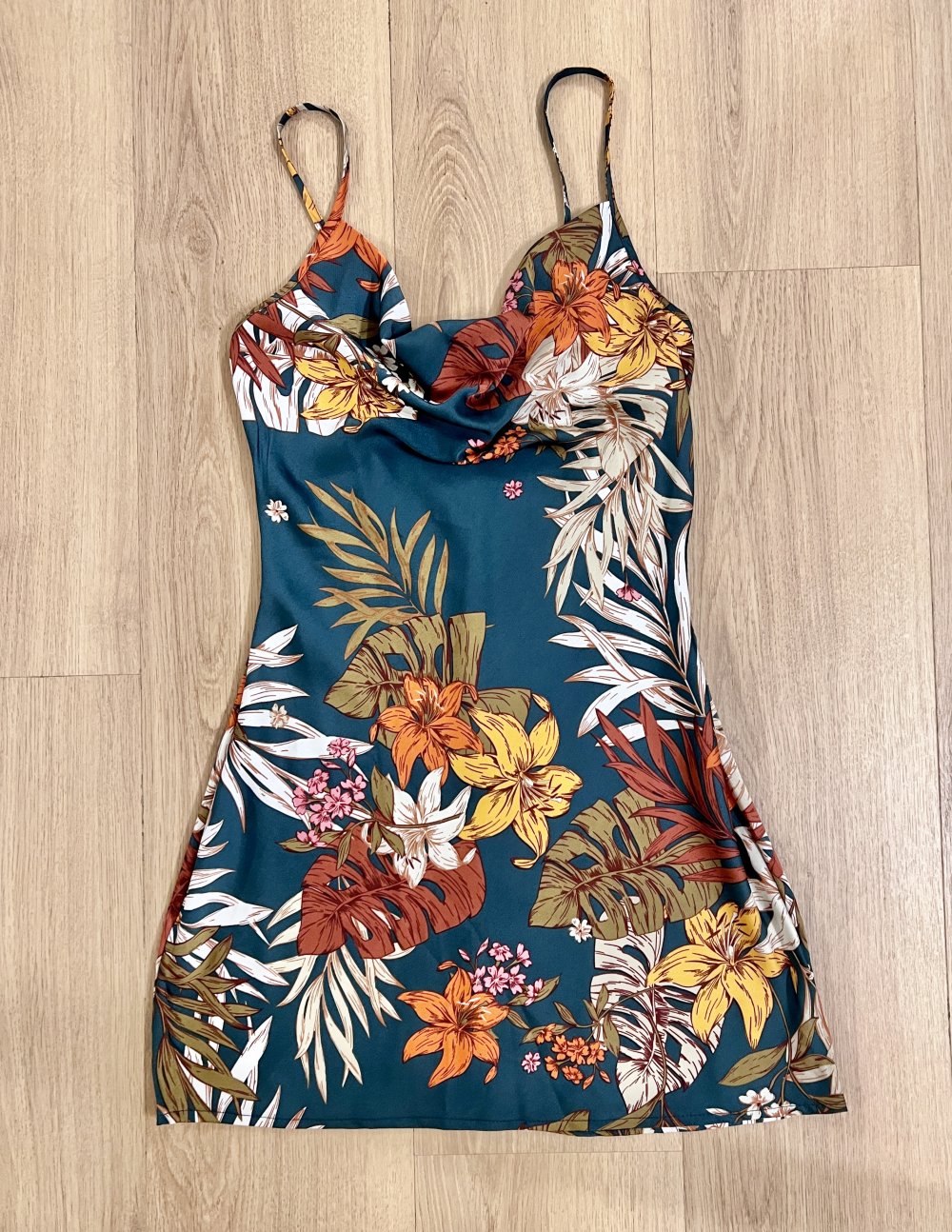 Sexy Damen Sommer tropisch Tropenblumen Cami Minikleid Wasserfall XS