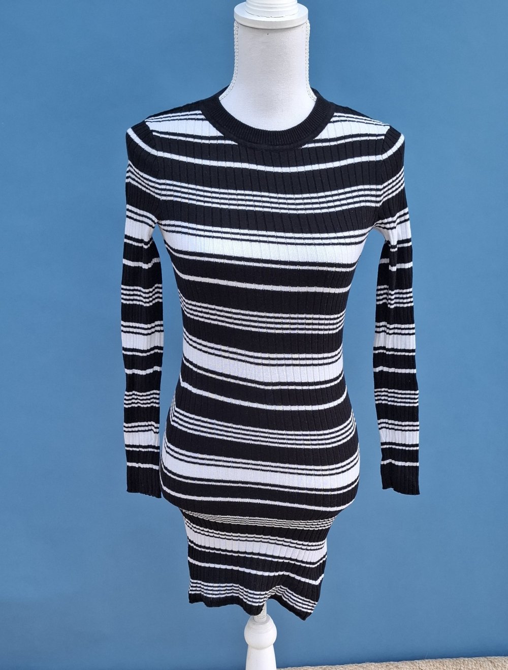 Langarmkleid schwarz weiss gestreift Gr. XS