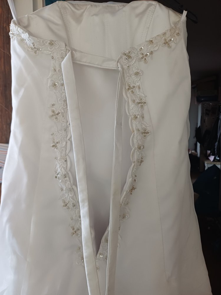 Brautkleid