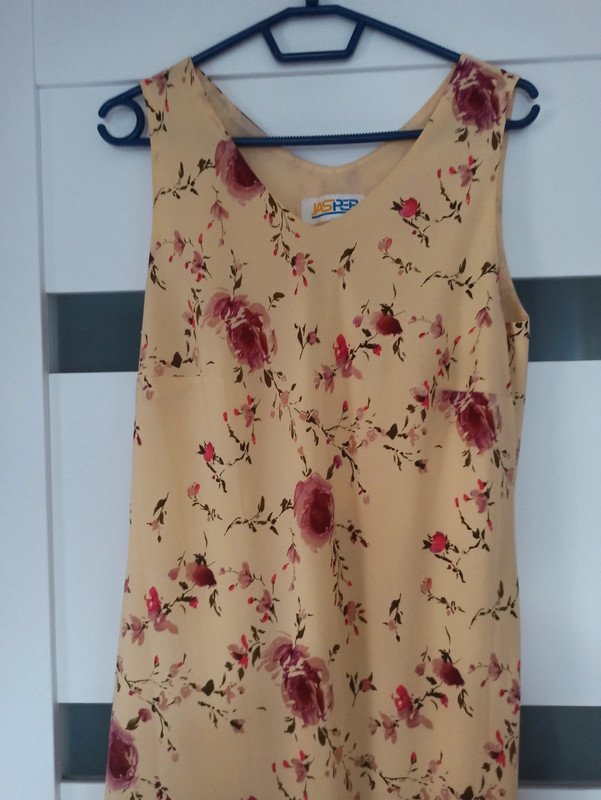 Kleid. Maxikleid
