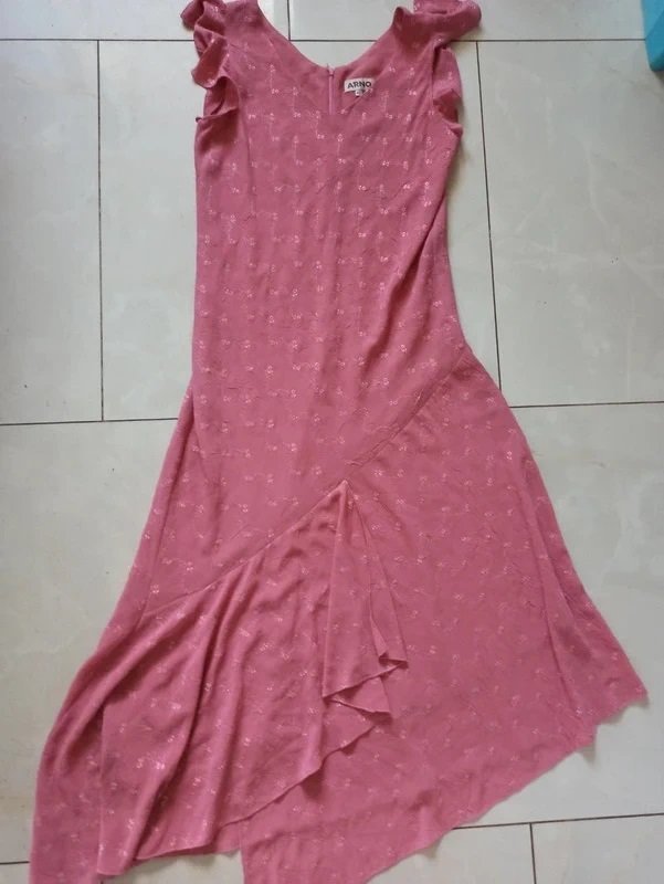 Kleid. Maxikleid