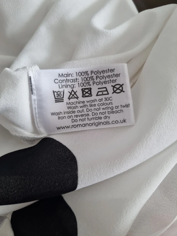 Minikleid. Sommerkleid