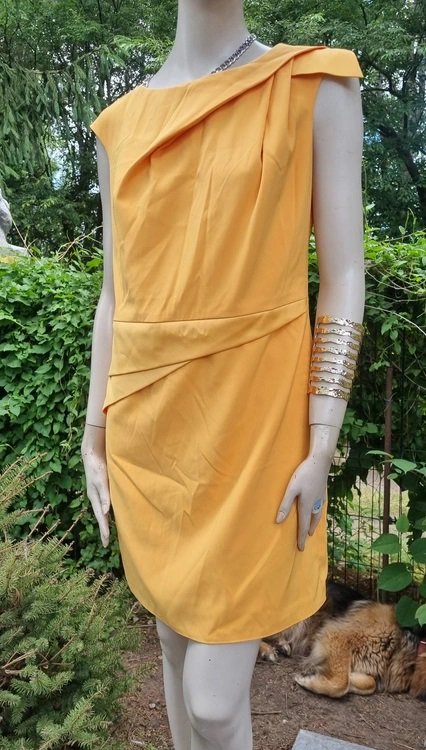 Sommerkleid. Klassisches Kleid