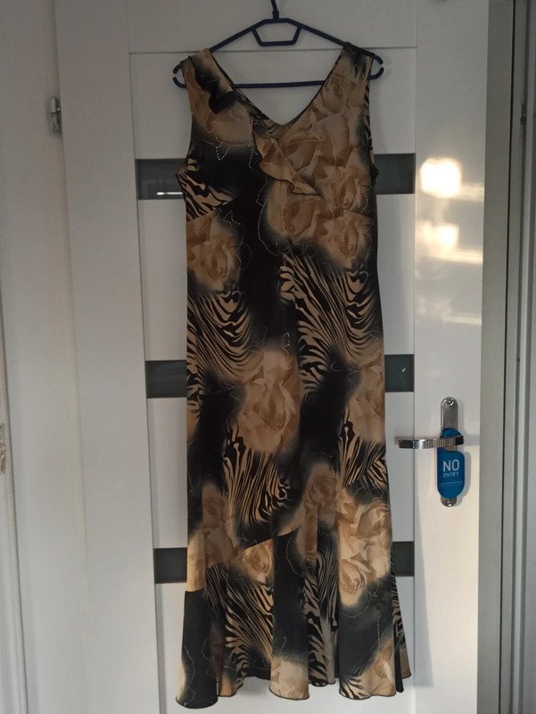 Kleid. Maxikleid