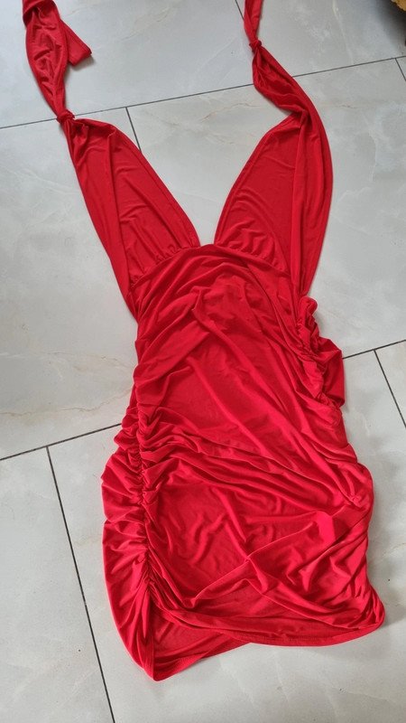 Kleid Rueckenfrei