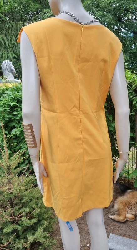 Sommerkleid. Klassisches Kleid