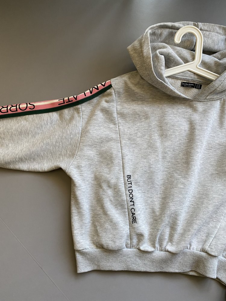 cropped grau Pullover Hoodie Sweater Bershka M