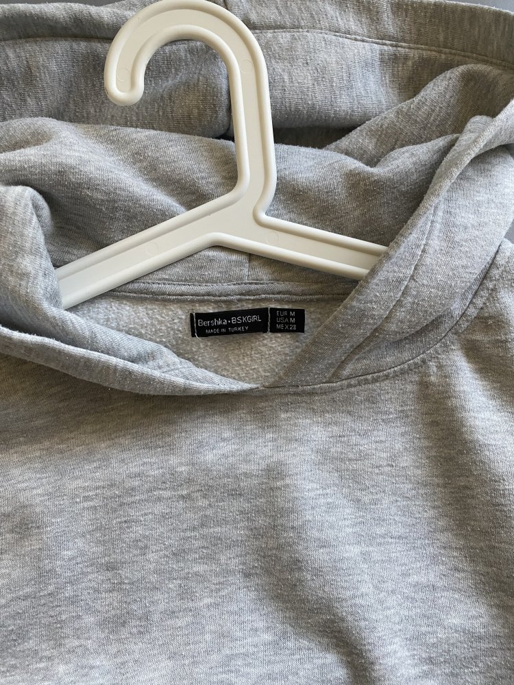 cropped grau Pullover Hoodie Sweater Bershka M