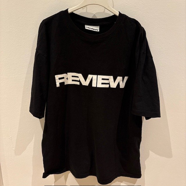 T-Shirt Oberteil Kurzärmlich REVIEW Gr. M Schwarz mit Schriftzug in Weiß top Zustand 