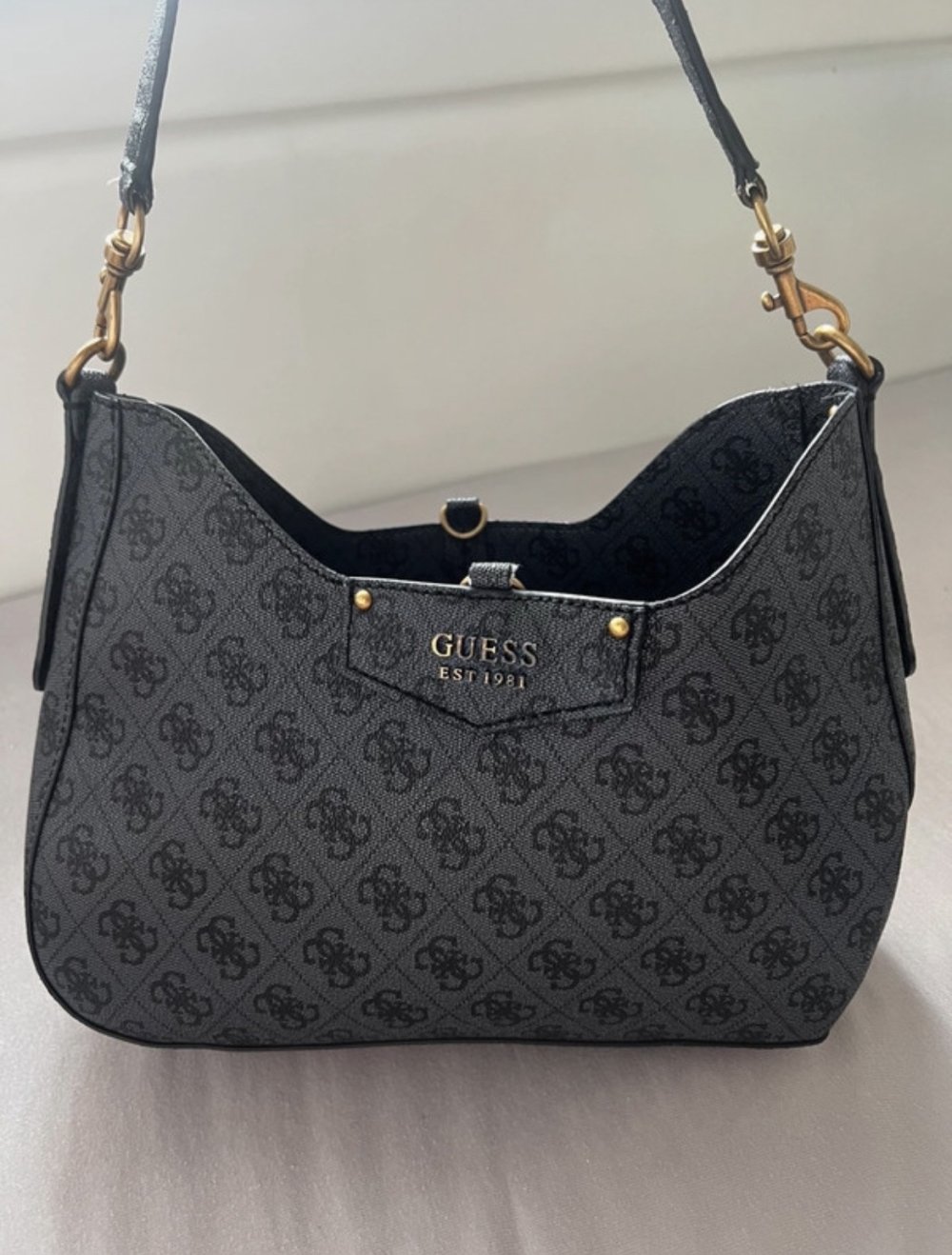 2er Set Guess Taschen Grau/ Gold