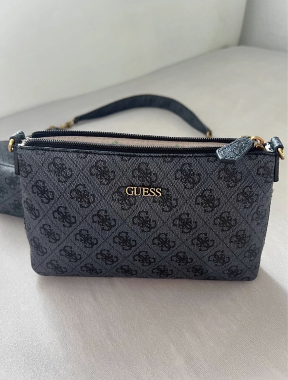 2er Set Guess Taschen Grau/ Gold
