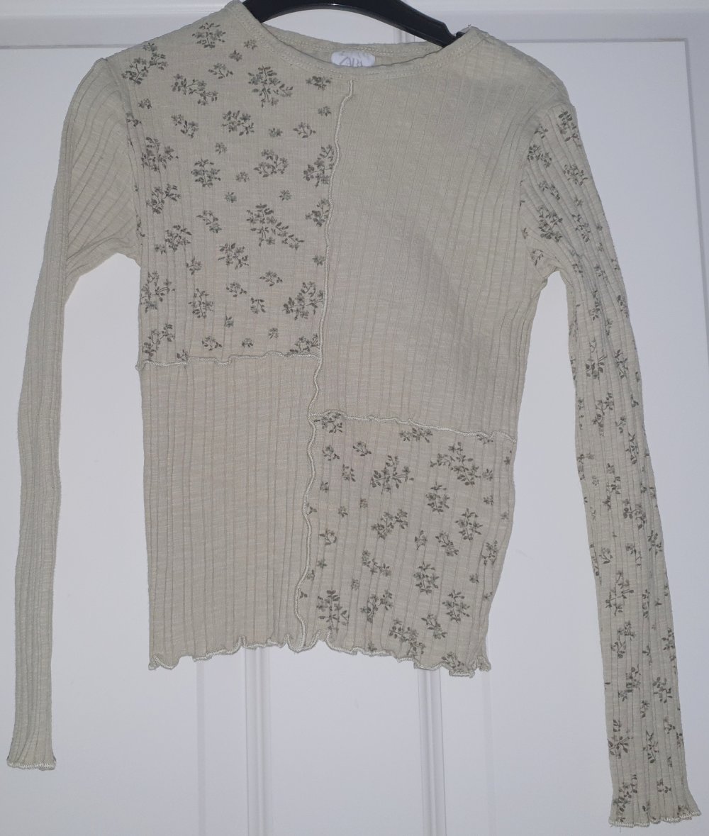 Zara LA Shirt 122 128 Longsleeves Struktur khaki w Neu