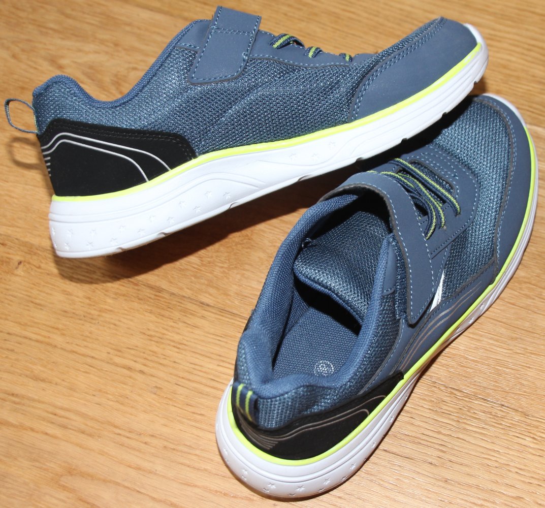 Vty Sportschuhe Turnschuhe Gr. 36 Sport Schuhe turnen w Neu