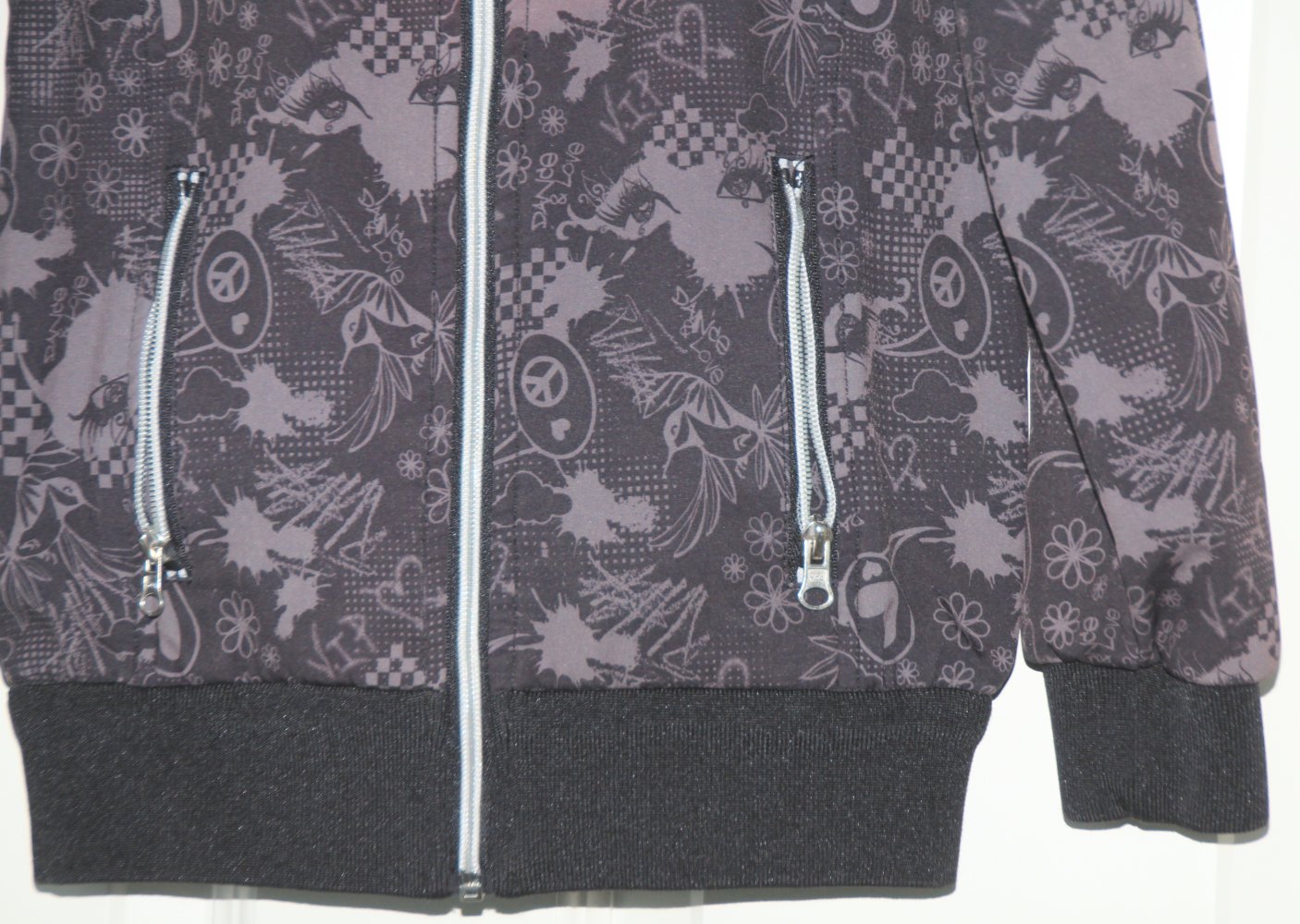 Yigga leichte Jacke 134 140 grau schwarz w Neu