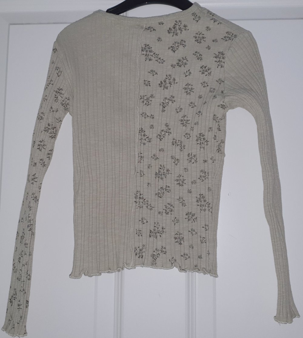 Zara LA Shirt 122 128 Longsleeves Struktur khaki w Neu