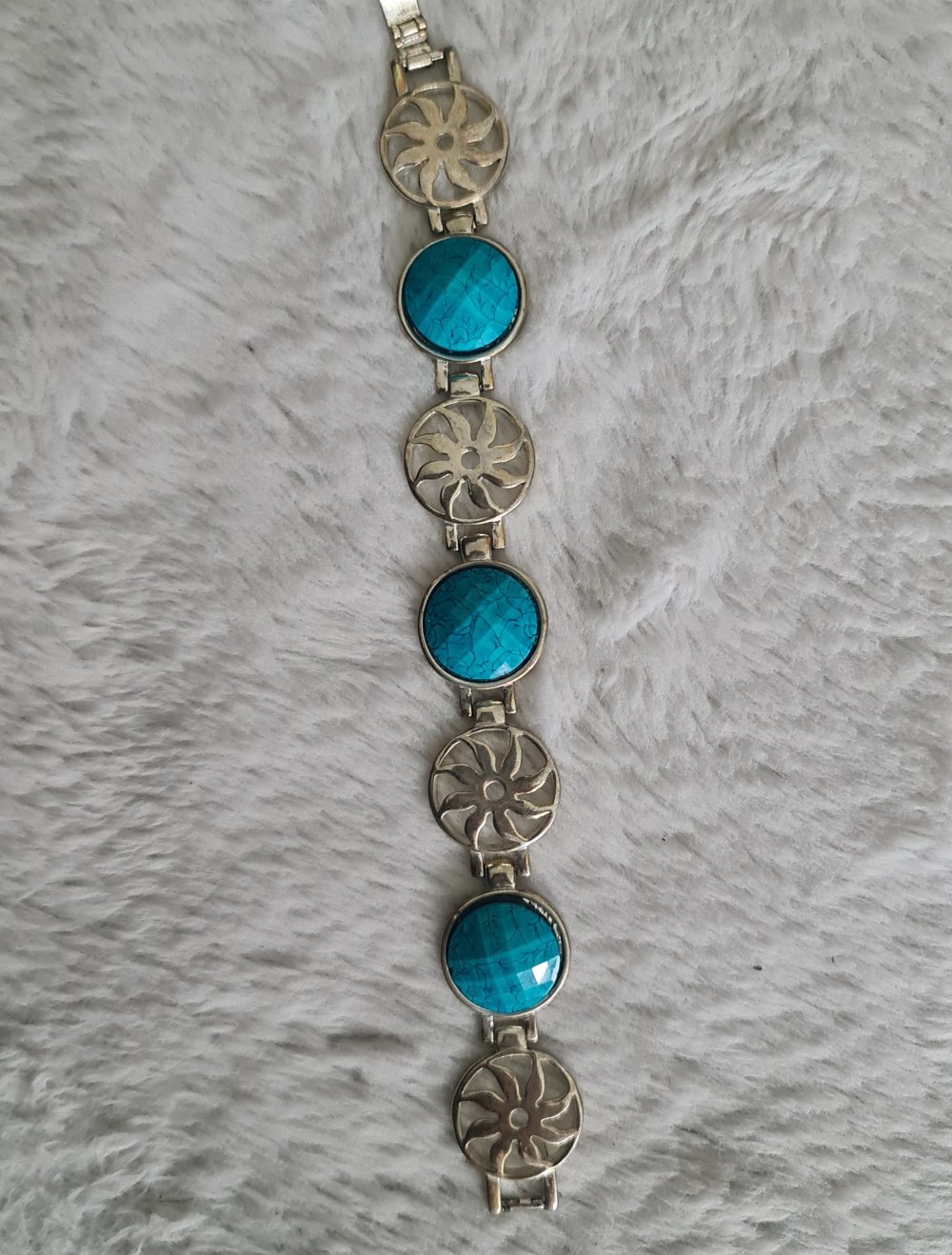 Armband mit Steinen türkis