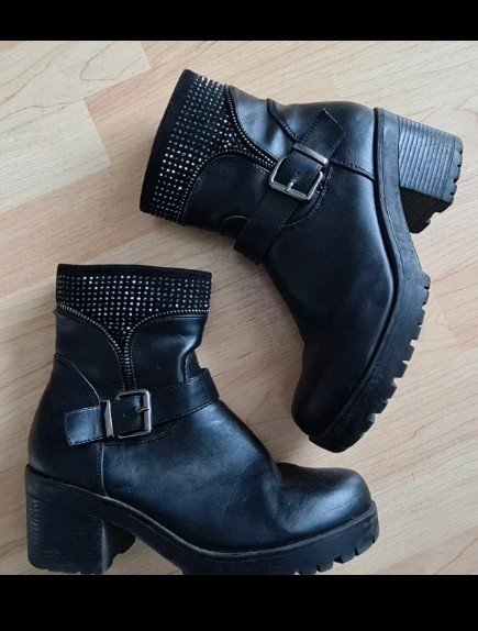 Stiefel Boots Stiefletten 39 schwarz