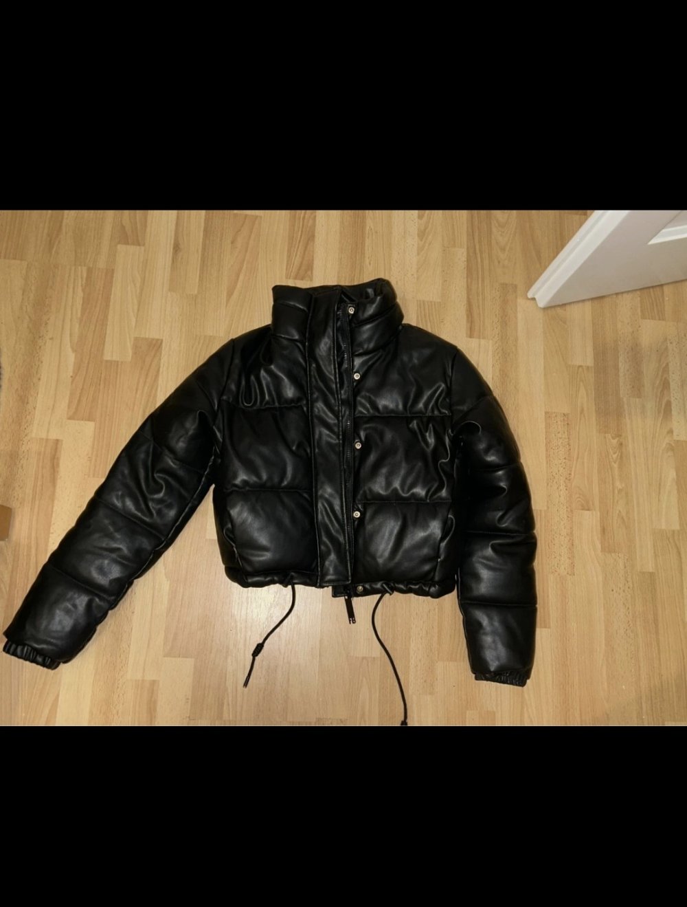 Kurze schwarze Fakeleder Winterjacke in Größe XS von New Yorker