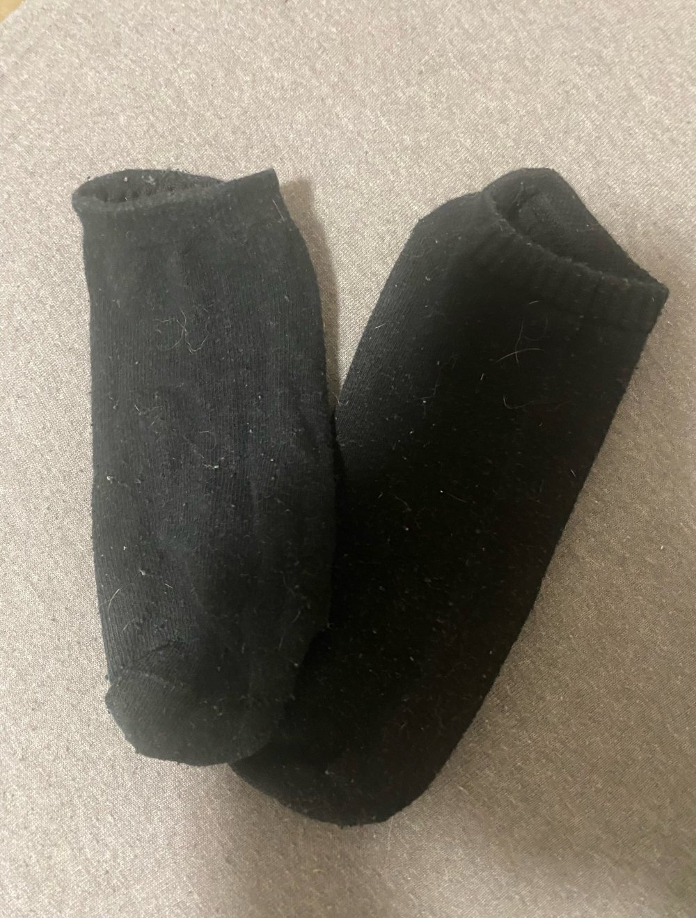 Getragene und ungetragende Damensocken