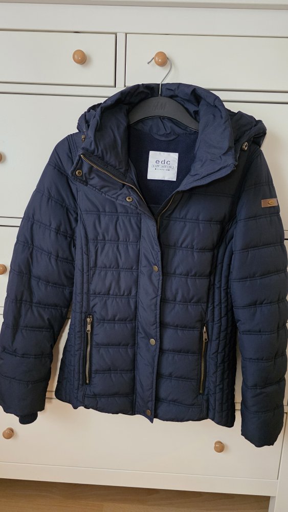 edc by Esprit Jacke / Winterjacke in Gr. M