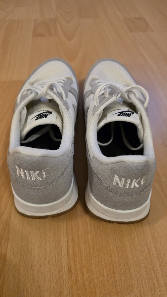 Orig. Nike ID Internationalist in Gr. 40,5