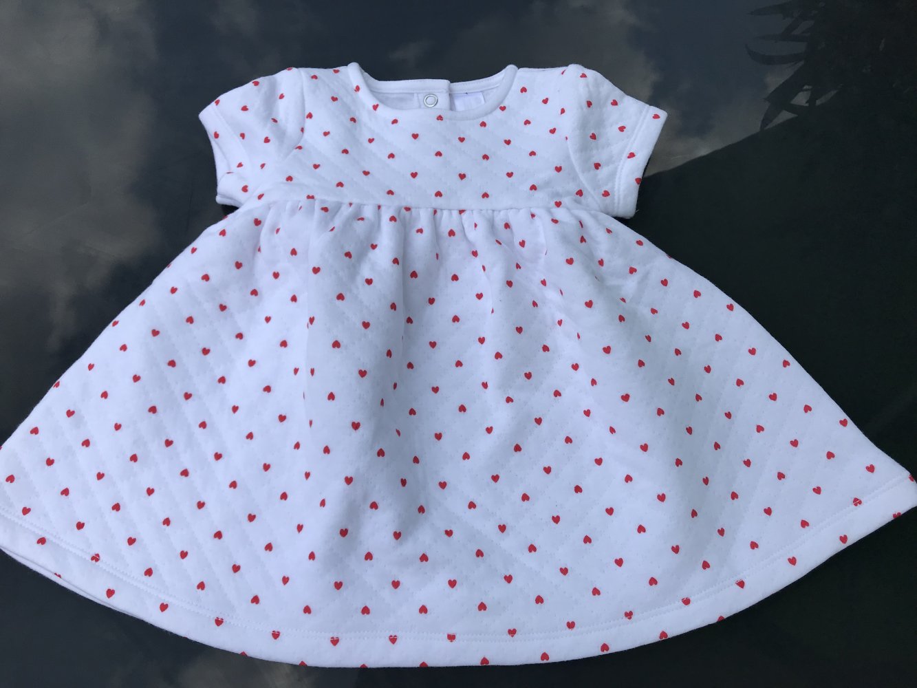 Baby Kleid Kleidchen Weiß Rot Herz Gefüttert Herbst Frühling Gr. 68 Marke: C&A