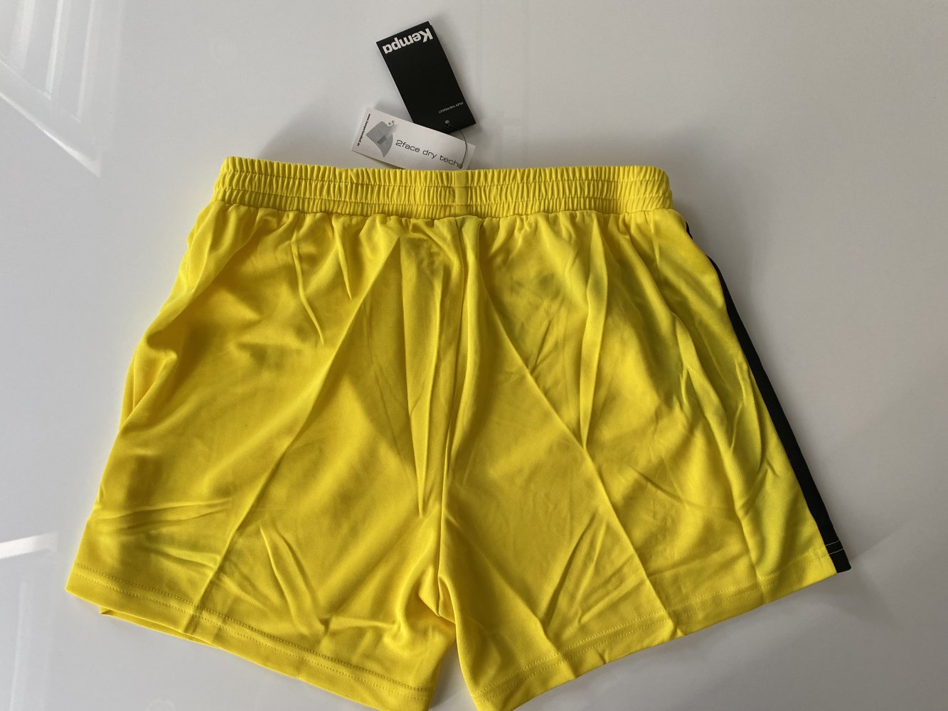 Kempa Peak Damen Handball Shorts 2face dry tech Gelb Schwarz Lime Yellow/black Gr. M, Marke: Kempa, neu mit Etikett.