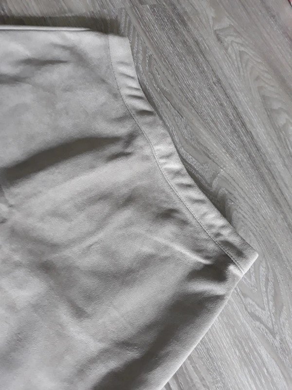 Rock in Samtoptik | Primark | Gr.38