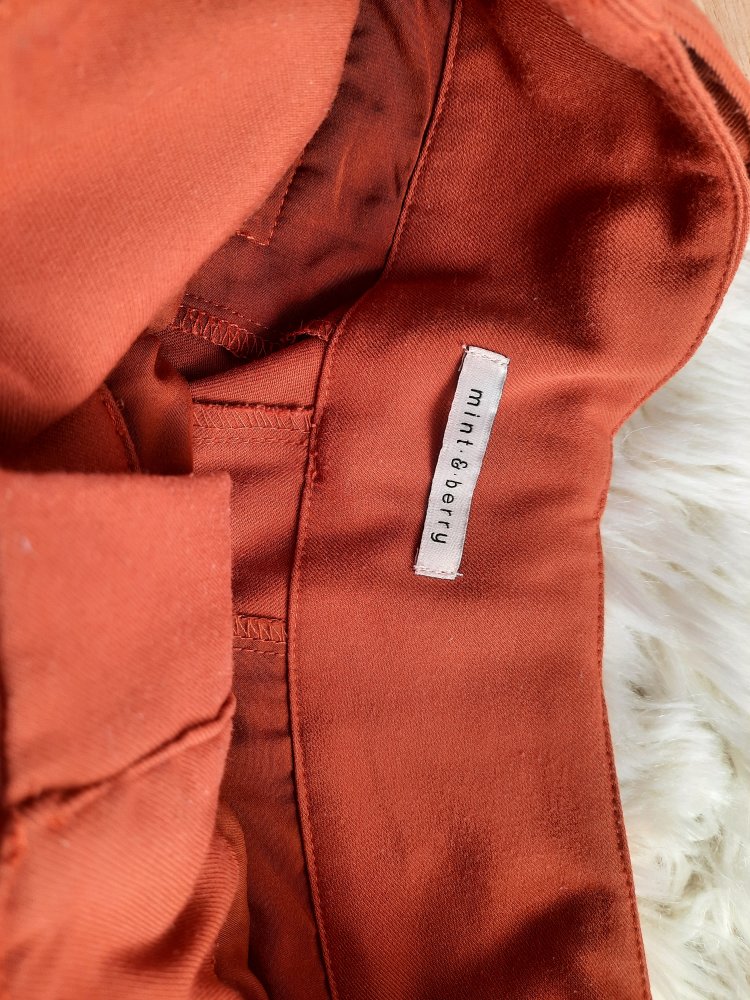 Mint&berry Stoffhose Paperbag Jogger high waist Büro Business braun 34