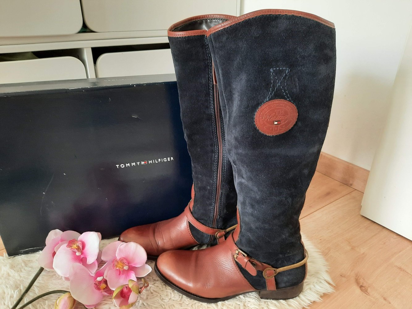 wie neu Tommy Hilfiger Damen Stiefel Wildleder weich Boots Reiter Look Gr 37