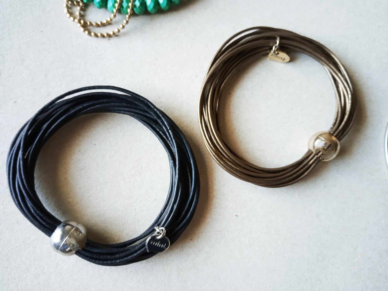 Modeschmuck-Set Halsketten Armbänder Ohrringe Steindose Mint Esprit NEU! VB!