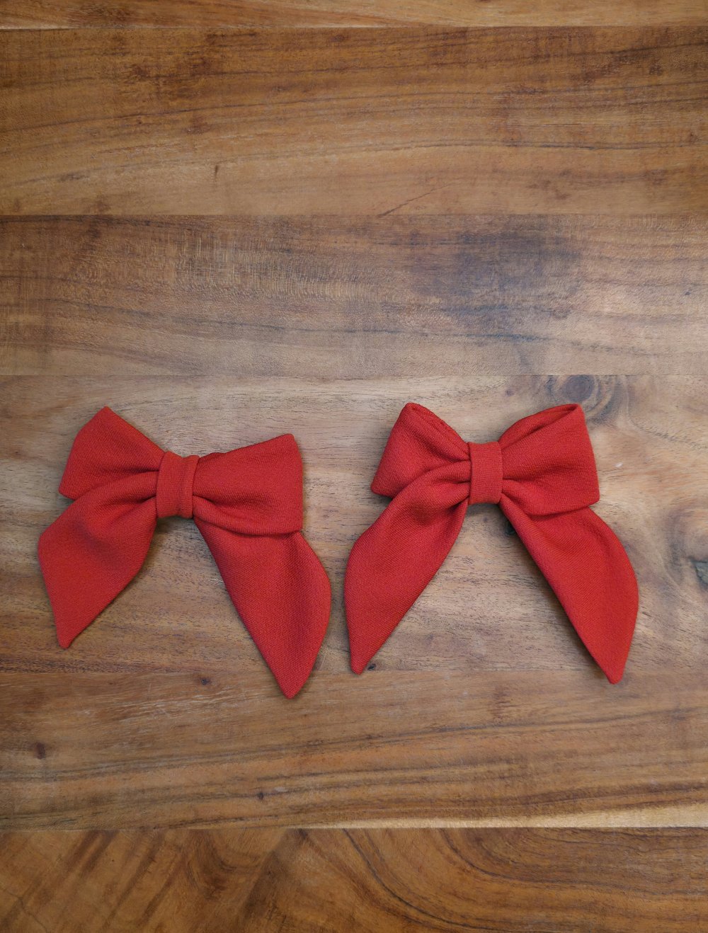 2er Set Haarspangen mit roter Schleife Neu