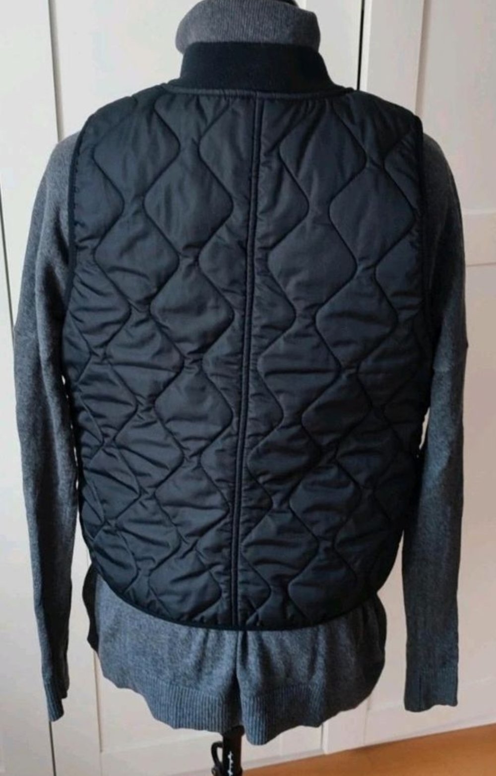 Ärmellose Steppweste Wendeweste