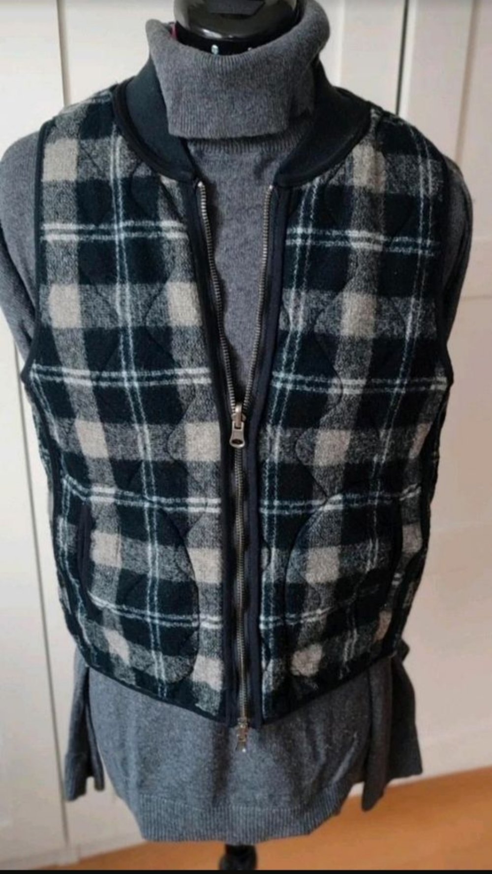 Ärmellose Steppweste Wendeweste