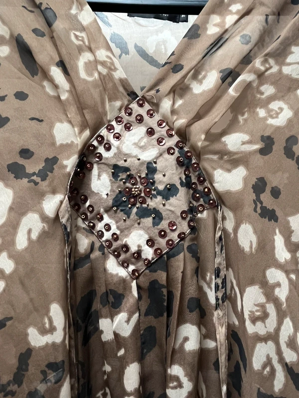 Elegante Chiffon-Tunika mit Leo-Print