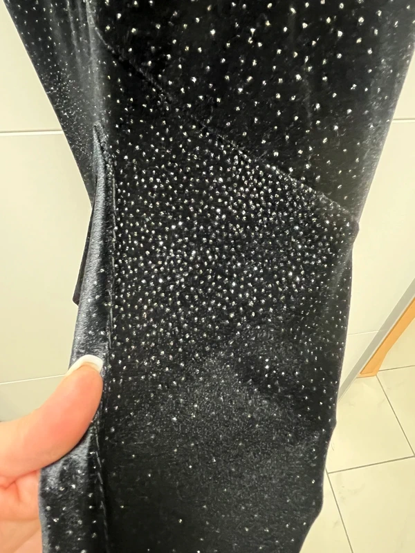 Atemberaubendes Abendkleid in Samt-Optik