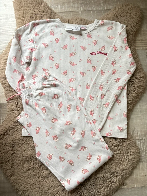 Zara My Melody Schlafanzug Pyjama Gr. 152 cm Hello Kitty