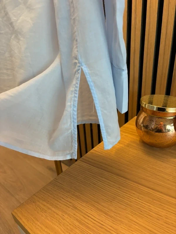 Massimo Dutti Damen Bluse Hemd Gr. M oversize hellblau Frauen