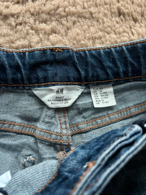 H&M Baggy Bootcut Leg Jeans Hose Mädchen Kinder Gr. 152 cm