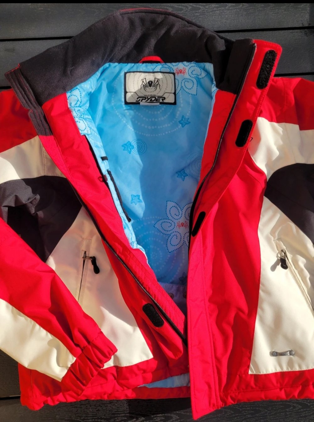 Echte Spyder Skijacke Damen Neupreis über 300€