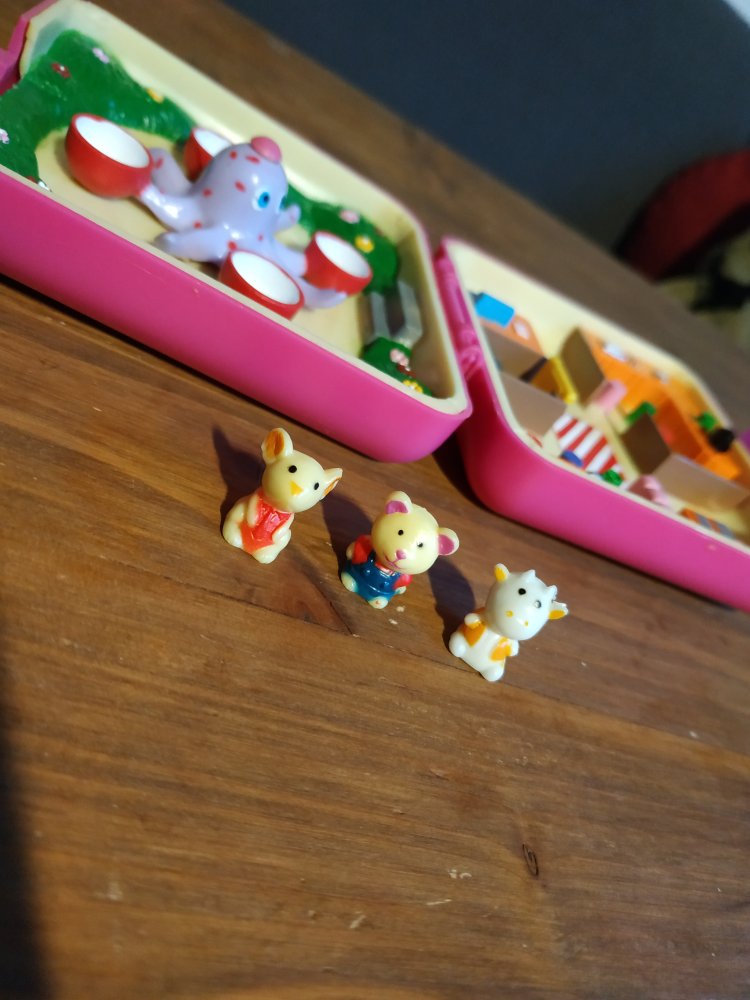 1992 Small World Pocket Paradise Sammlerstück