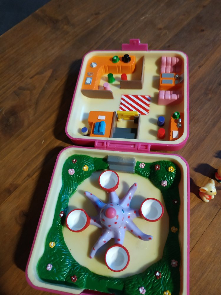 1992 Small World Pocket Paradise Sammlerstück