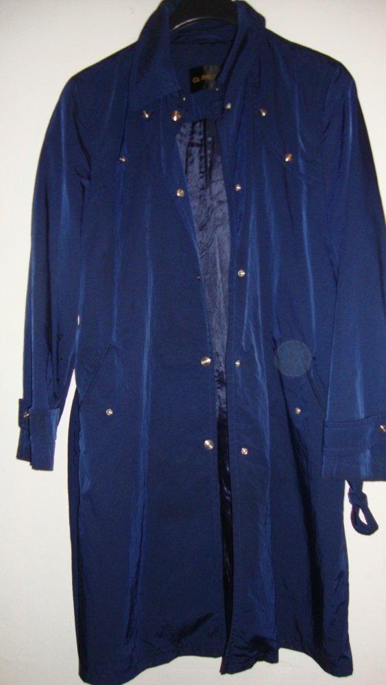 Chicer blauer Mantel von Gil Bret !