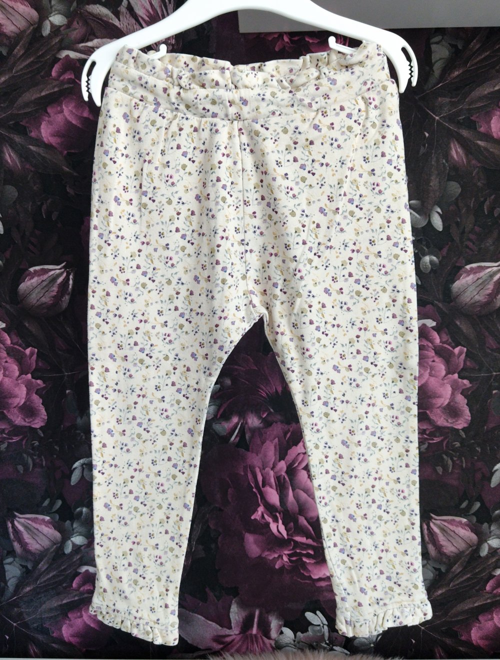 Hose ° Name It ° beige ° Blumen ° Kleinkind ° 86