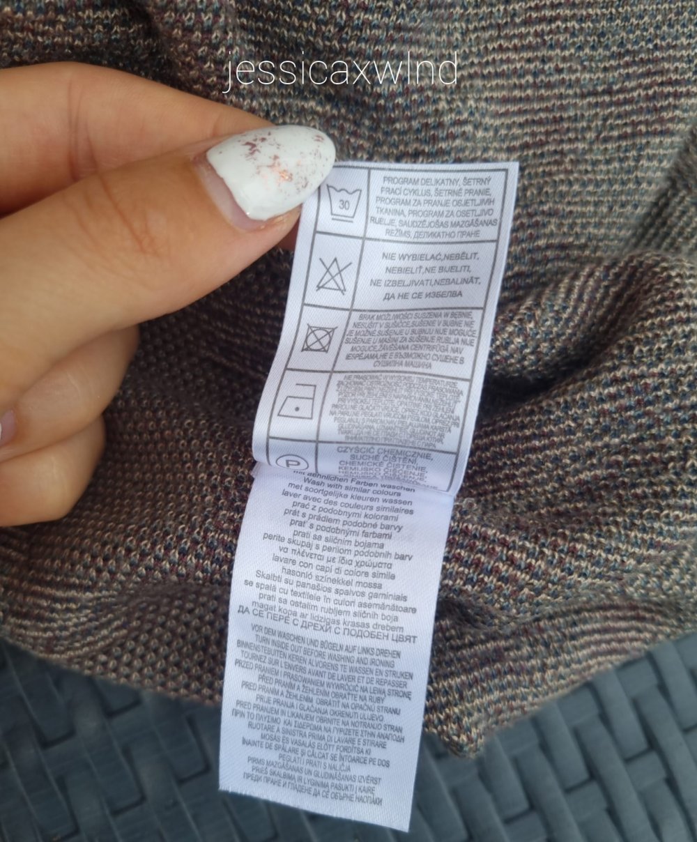 Review Wasserfall Vokuhila Cardigan Y2K Vintage