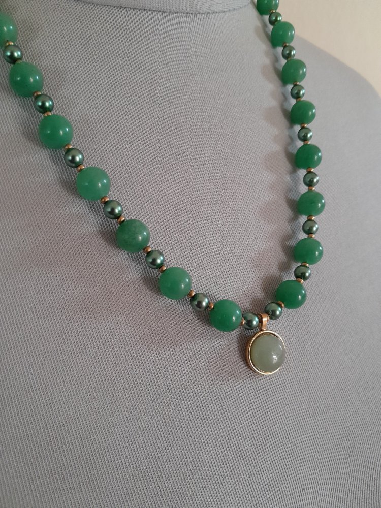 Ein Materialetikett ist leider nicht mehr vorhanden.